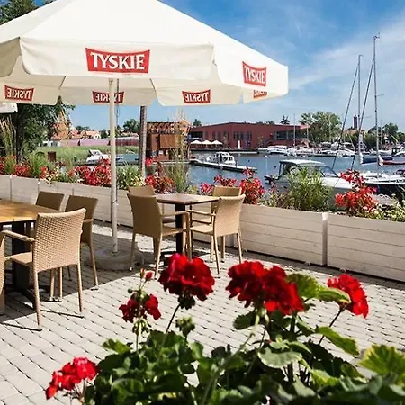 Ach Mazury Couette-café